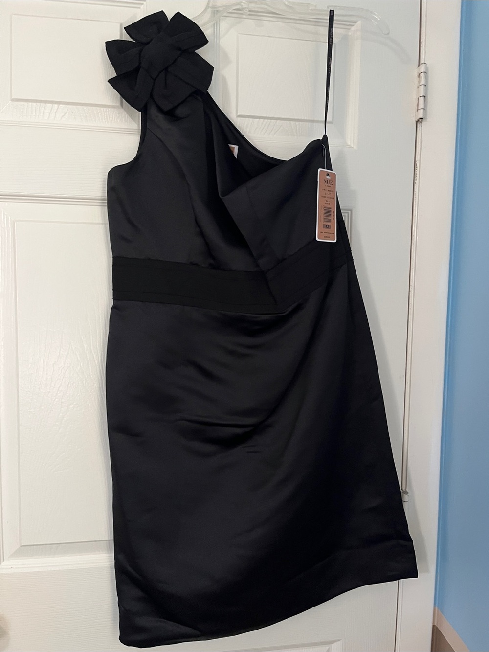 NWT Nue Black Satin Dress